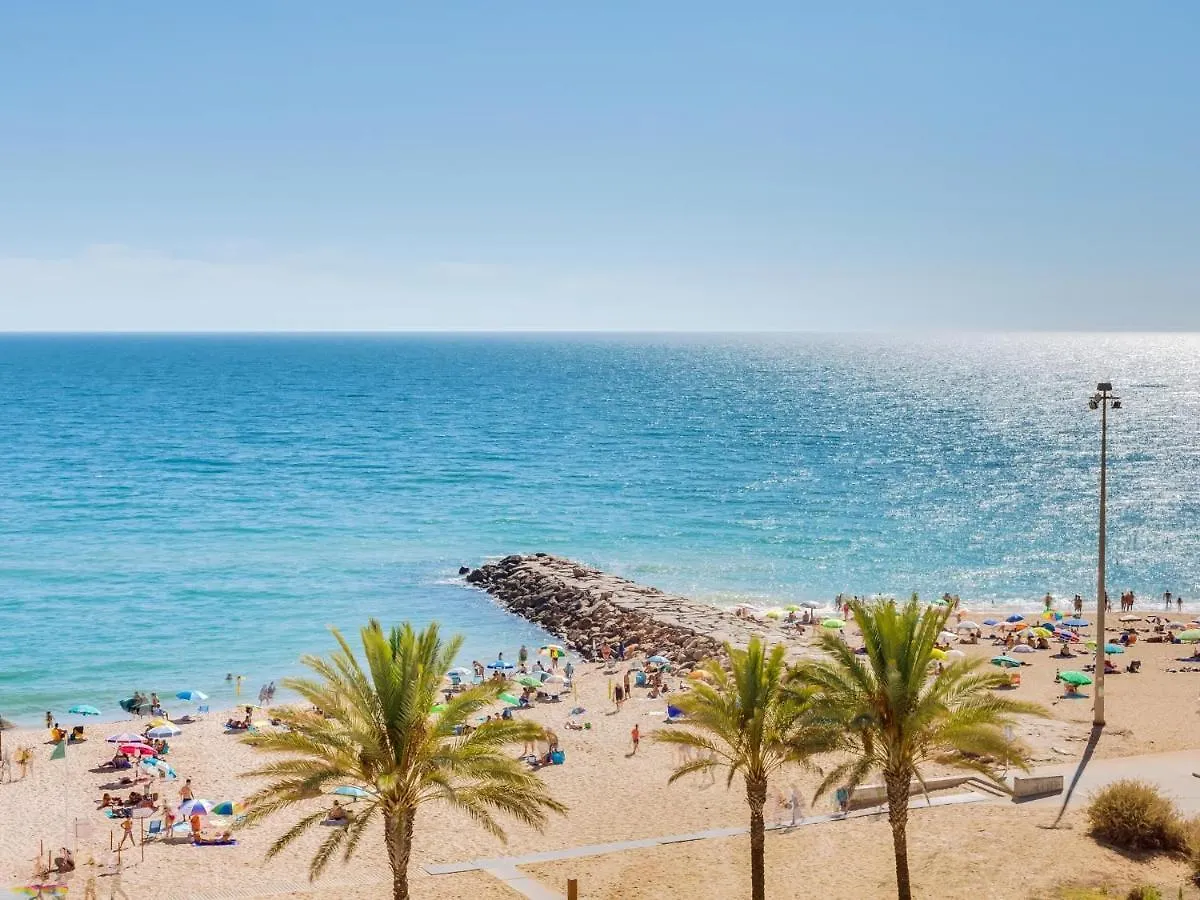 Al - Apartamento Girassol Beach Front Quarteira 0*,  Πορτογαλία